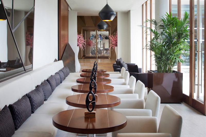 The Creekside Hotel Dubai an Accor Hotel - Restoran