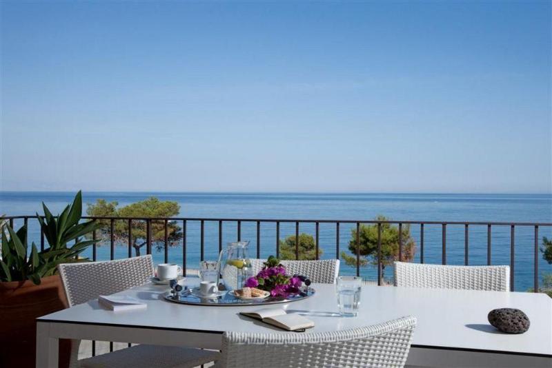 Villa Oasis - Genel