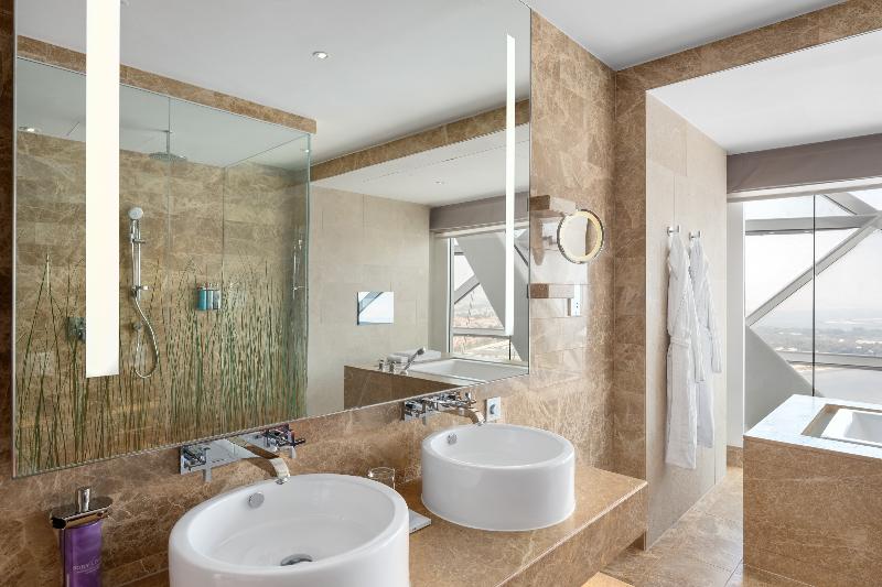 Andaz Capital Gate Abu Dhabi, By Hyatt - Oda