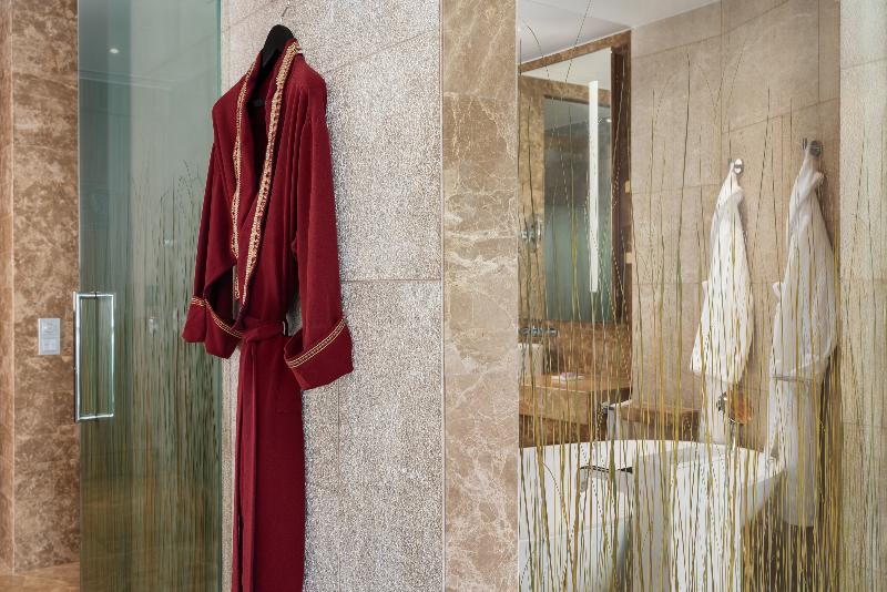Andaz Capital Gate Abu Dhabi, By Hyatt - Oda