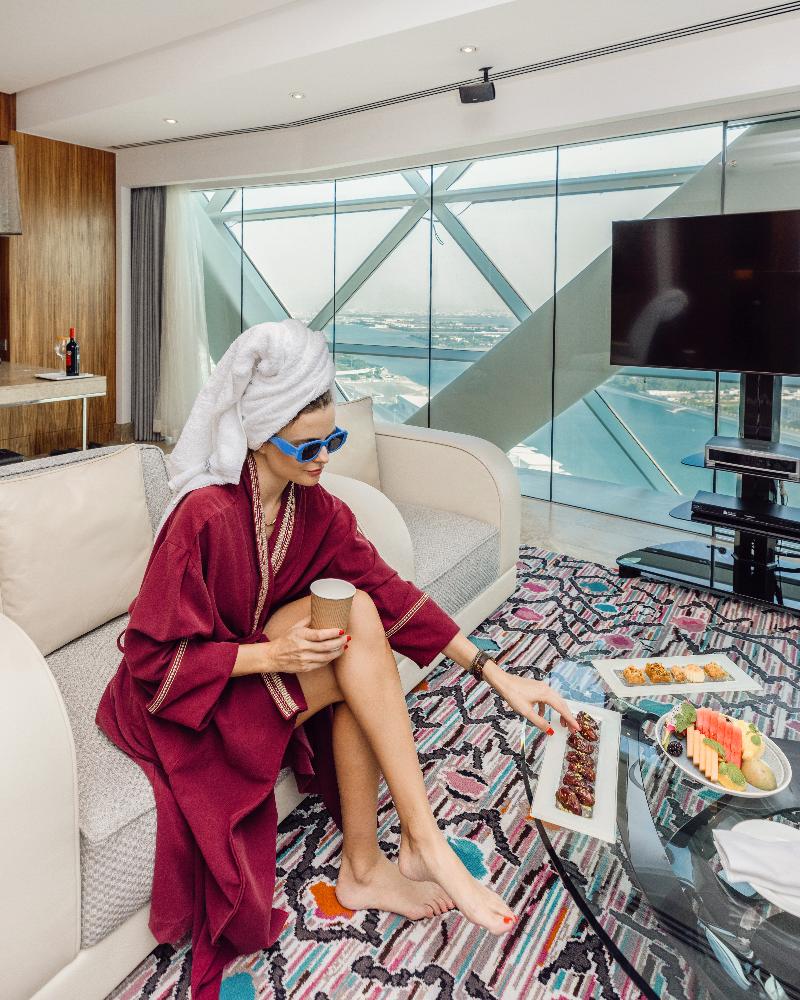 Andaz Capital Gate Abu Dhabi, By Hyatt - Oda