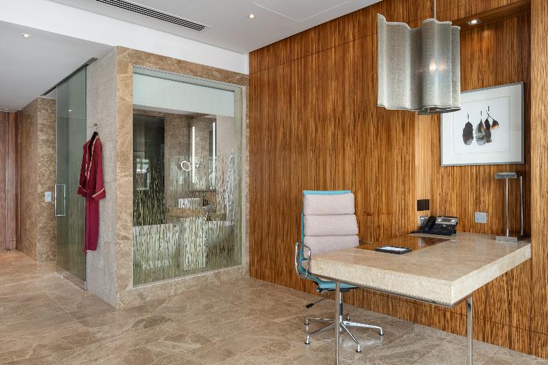 Andaz Capital Gate Abu Dhabi, By Hyatt - Oda