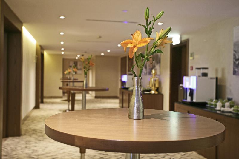 Elite Byblos Hotel EX( Coral Dubai Al Barsha) - Lobi