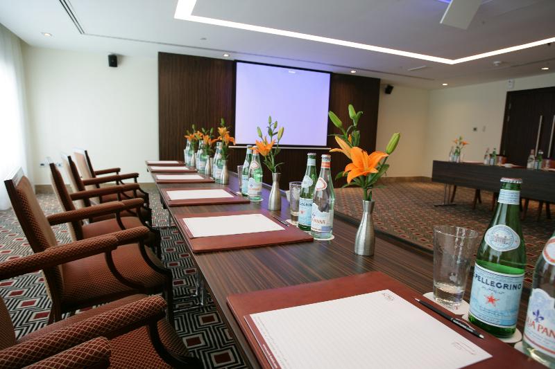 Elite Byblos Hotel EX( Coral Dubai Al Barsha) - Toplantı