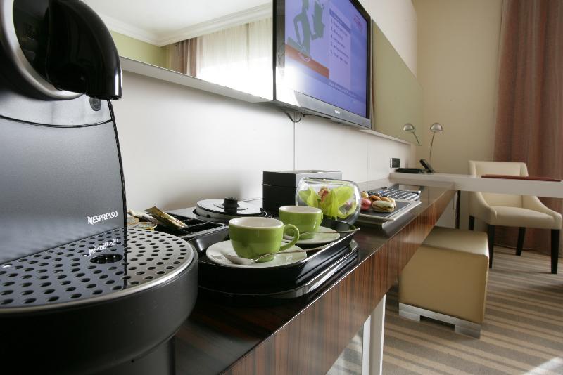 Elite Byblos Hotel EX( Coral Dubai Al Barsha) - Oda