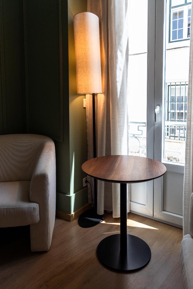 Lisboa Carmo Hotel - Oda