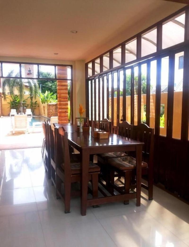 Hathai House - Restoran