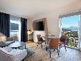 Hilton Garden Inn Innsbruck oda fotoğrafı
