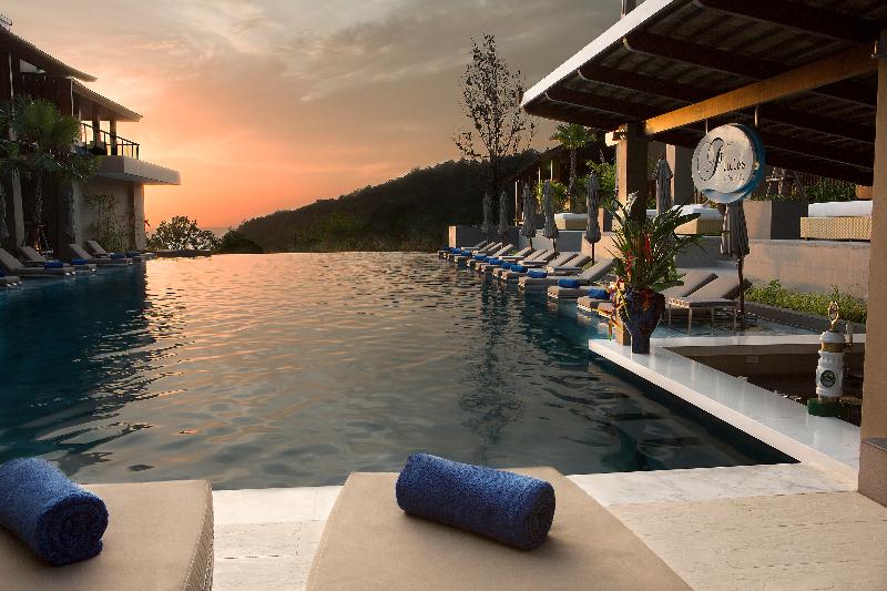 Avista Hideaway Phuket Patong - MGallery - Havuz