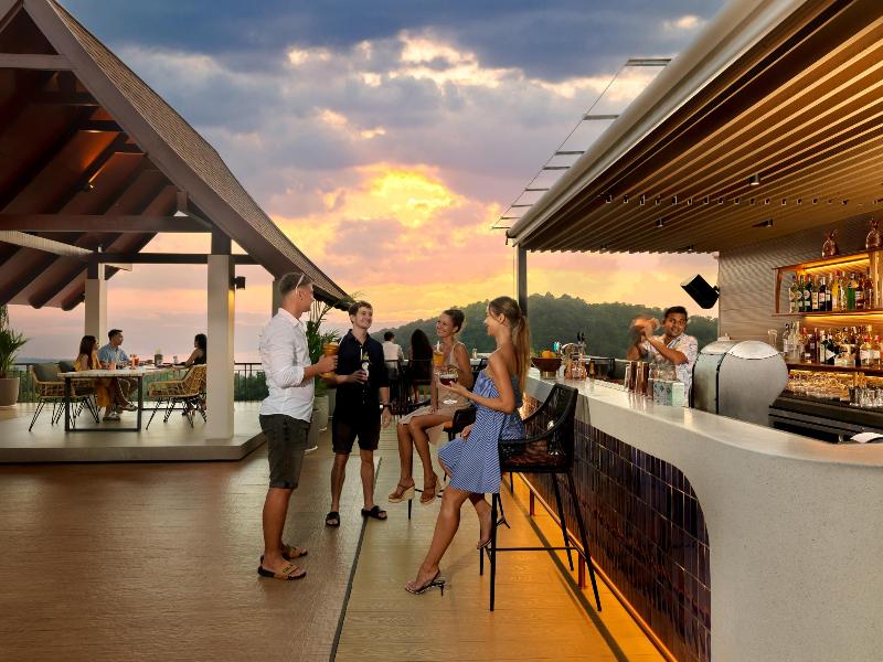 Avista Hideaway Phuket Patong - MGallery - Teras