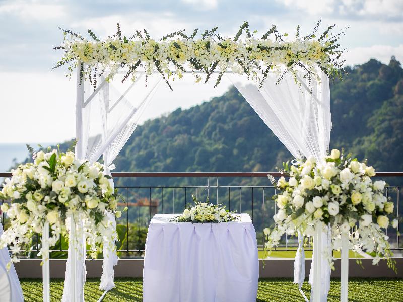 Avista Hideaway Phuket Patong - MGallery - Teras