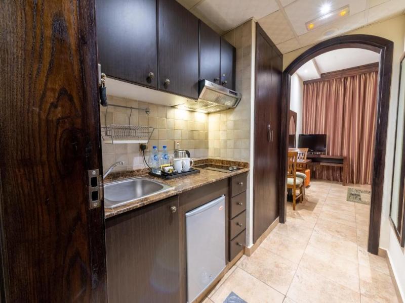 First Central Hotel Suites - Oda