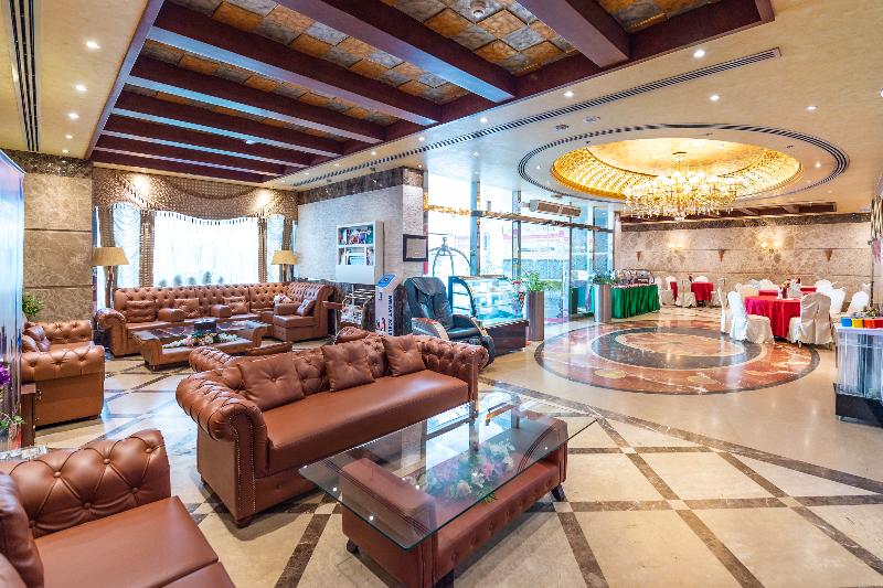 Crystal Plaza Hotel - Lobi