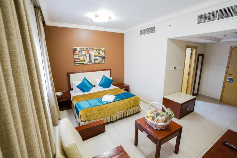 Crystal Plaza Hotel - Oda