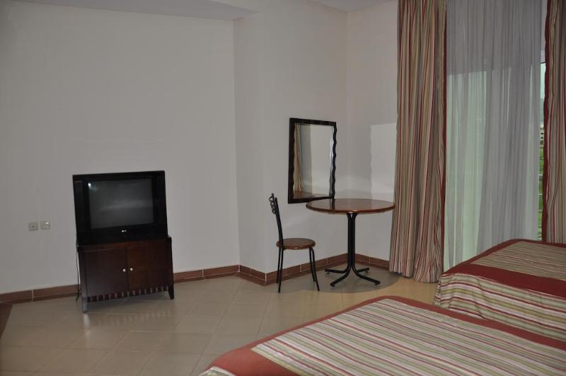 Dreams Hotel - Genel