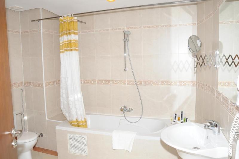 Dreams Hotel - Genel