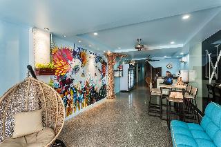 Armoni Patong Beach Hotel otel fotoğrafı