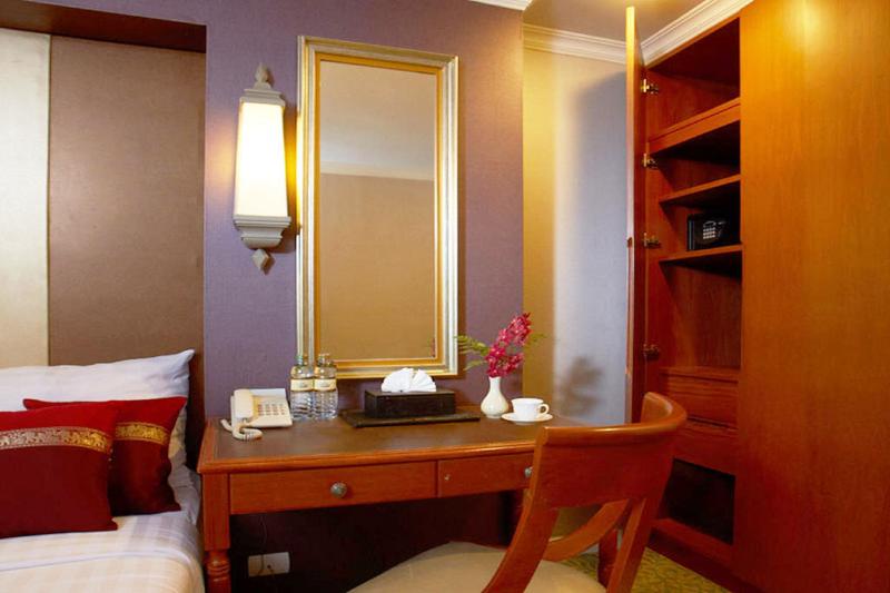 Nasa Bangkok Hotel - Oda