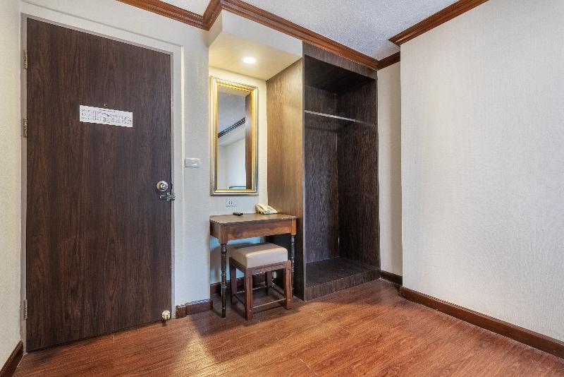 Nasa Bangkok Hotel - Oda