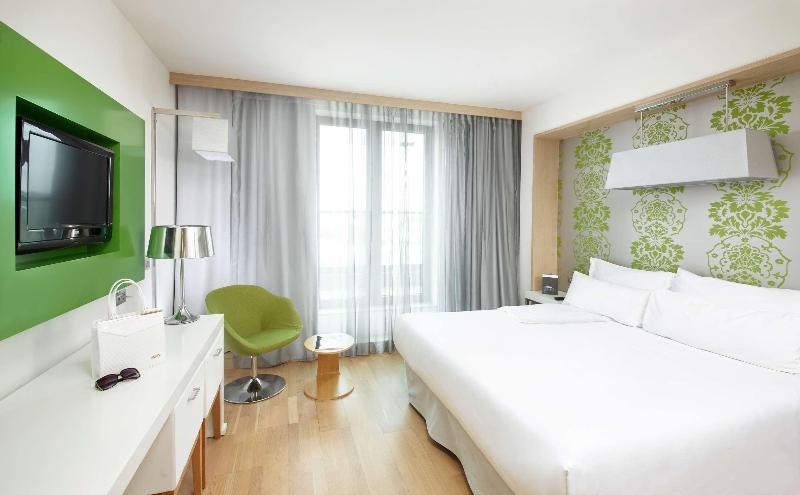 Occidental Praha Five - Oda