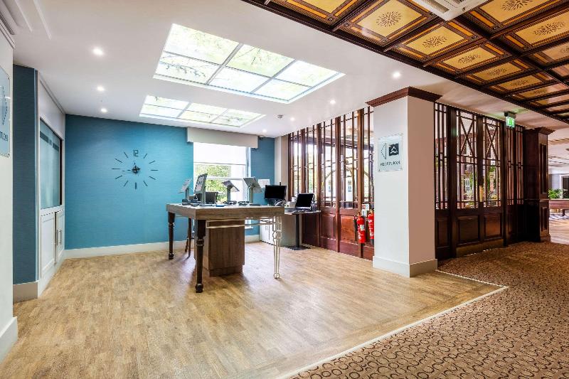 Cedar Court Hotel Harrogate - Lobi