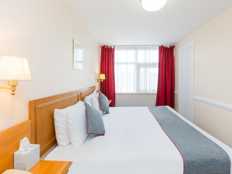 Stade Court Hotel - Oda