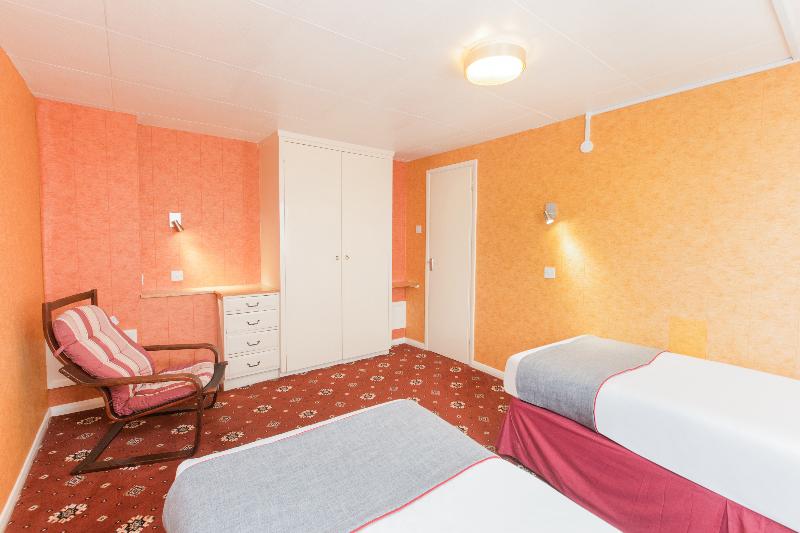 Stade Court Hotel - Oda