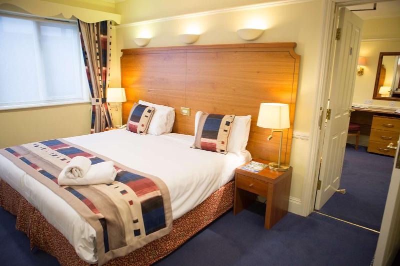 Best Western Bristol North The Gables Hotel - Oda