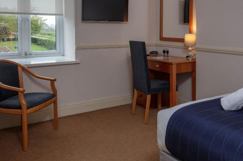 Best Western Bristol North The Gables Hotel - Oda