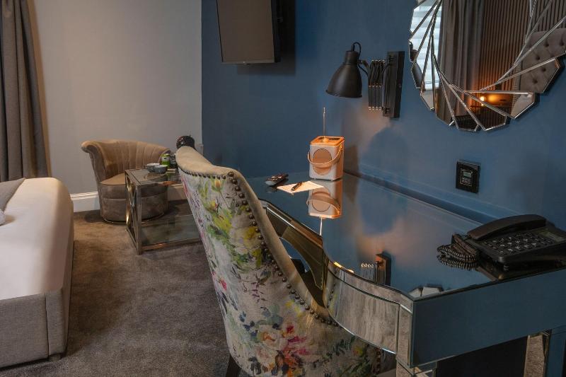 Best Western Bristol North The Gables Hotel - Oda