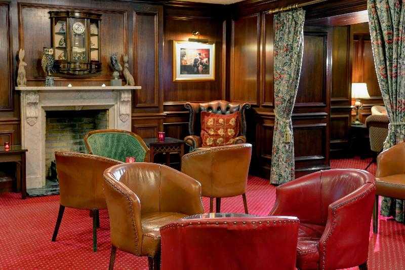 Best Western Premier Blunsdon House Hotel - Lobi