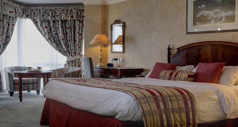 Best Western Premier Blunsdon House Hotel - Oda
