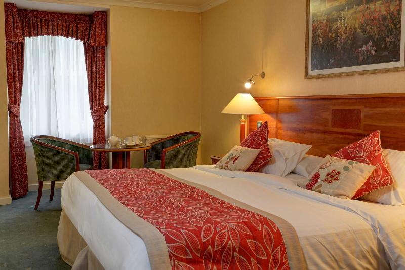 Best Western Premier Blunsdon House Hotel - Oda