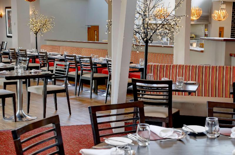 Best Western Premier Blunsdon House Hotel - Restoran