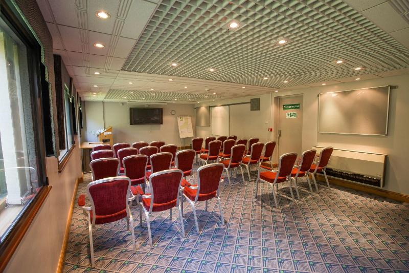 Best Western Marks Tey Hotel - Toplantı