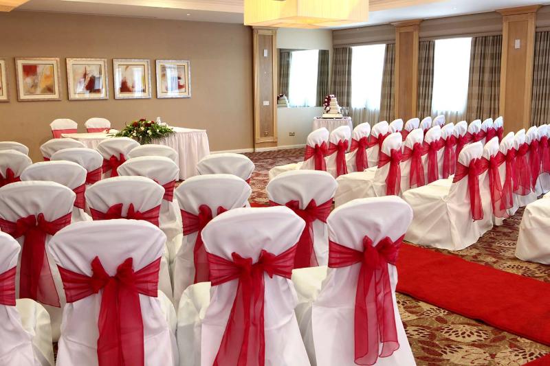 Best Western Marks Tey Hotel - Genel