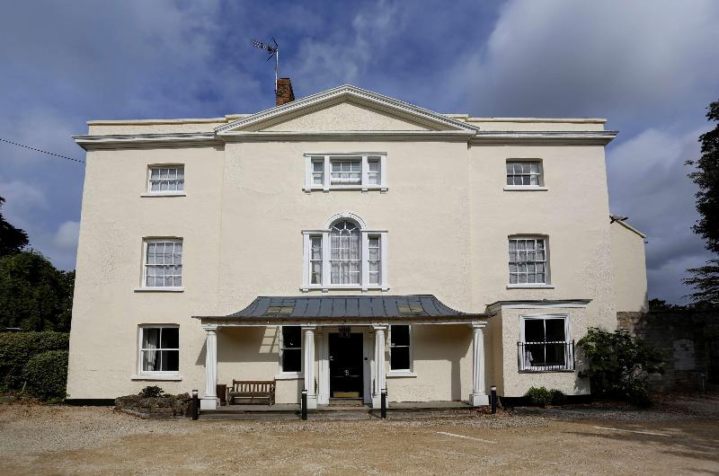 Best Western Henbury Lodge Hotel - Genel