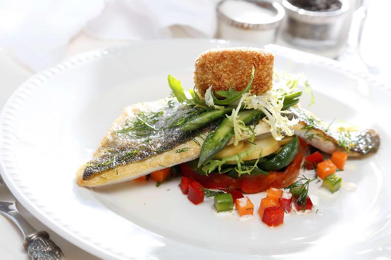 Best Western New Holmwood Hotel - Restoran