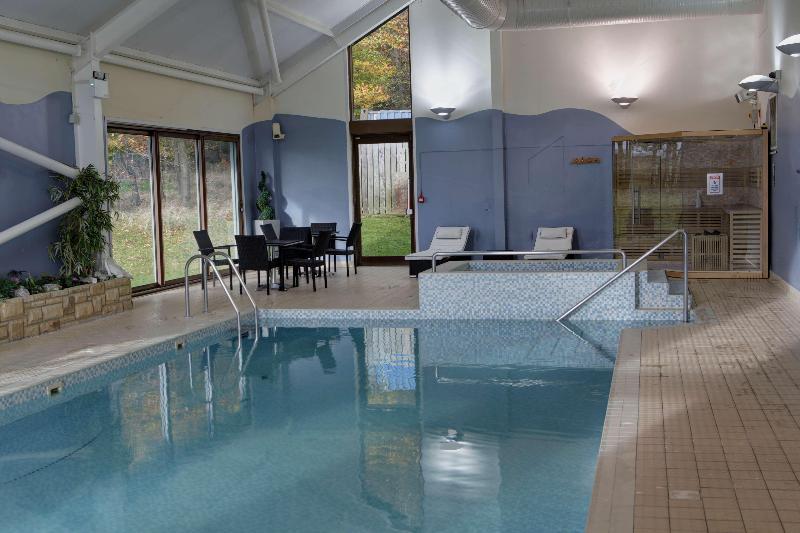 Derwent Manor Hotel - Havuz