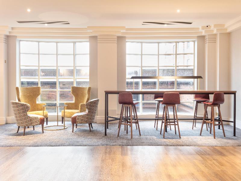 DoubleTree by Hilton Stoke-on-Trent - Lobi