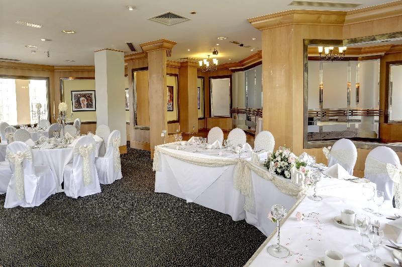 DoubleTree by Hilton Stoke-on-Trent - Toplantı