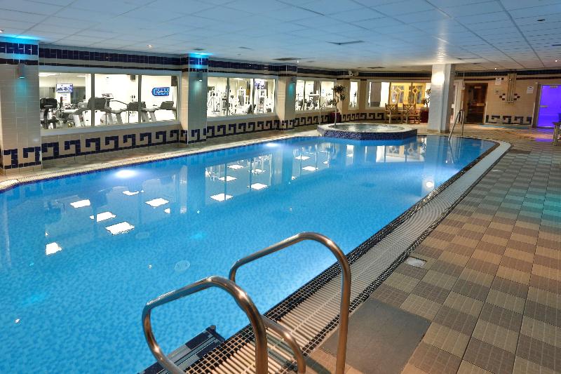 DoubleTree by Hilton Stoke-on-Trent - Havuz