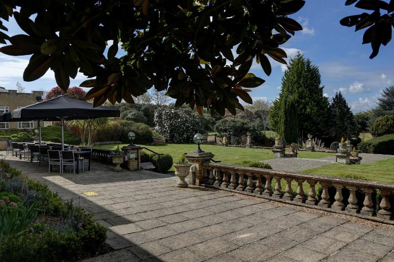 Best Western Chilworth Manor Hotel - Genel