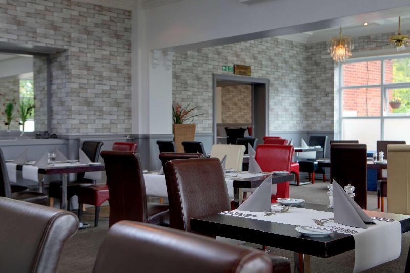 Parkmore Hotel & Leisure Club - Restoran