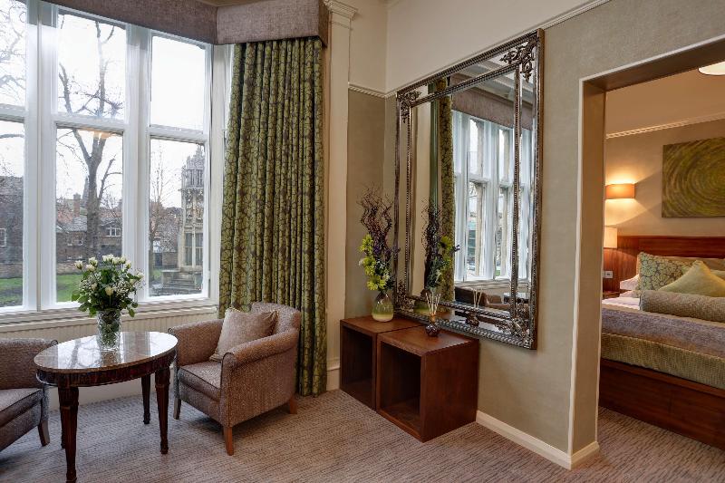 Dean Court Hotel - Oda