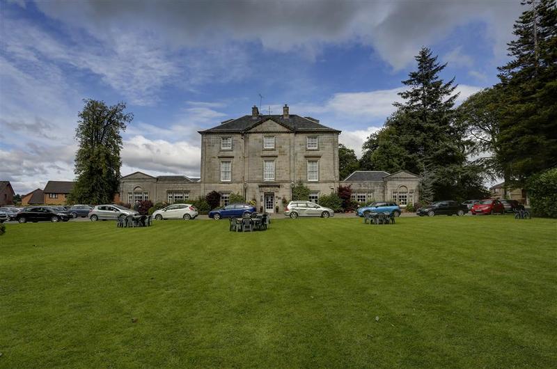 Strathaven Hotel - Genel