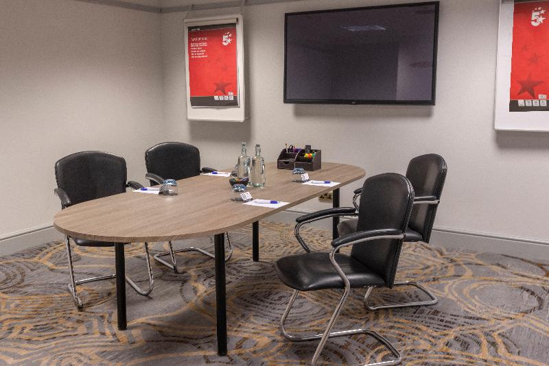 Crowne Plaza East Midlands Airport - Toplantı