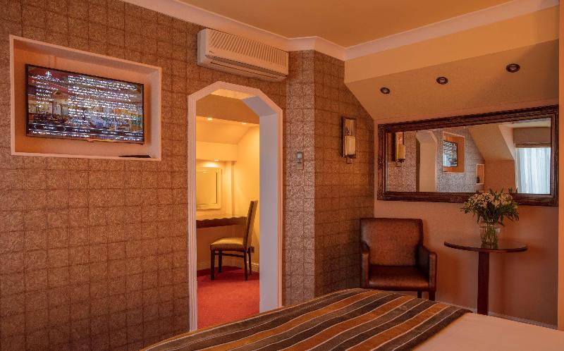 Rogerthorpe Manor Hotel - Oda