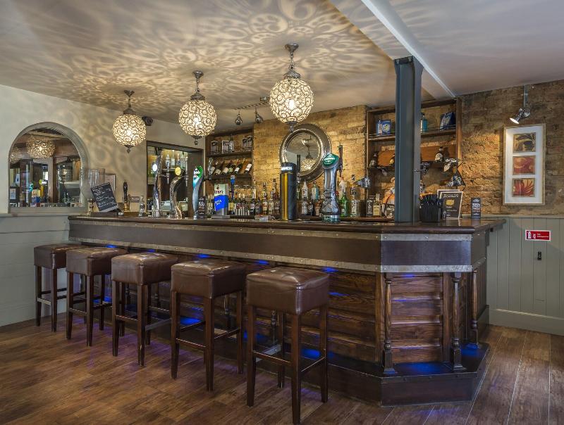 Admiral Rodney Hotel - Bar