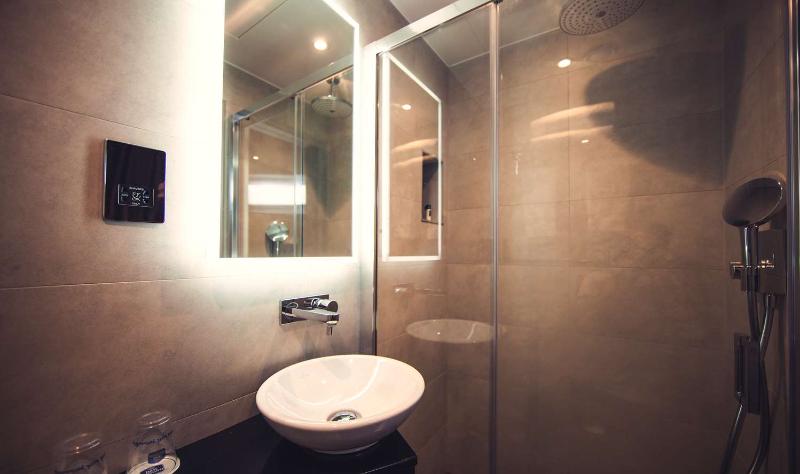 Best Western Plus Delmere Hotel - Oda